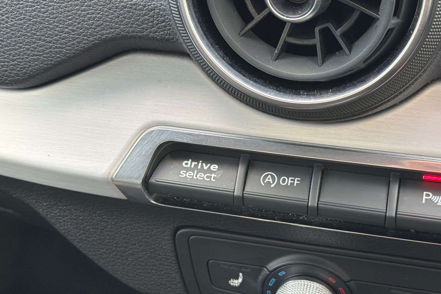 Used Audi Q2 2020 for sale - 77858351: Photo 30