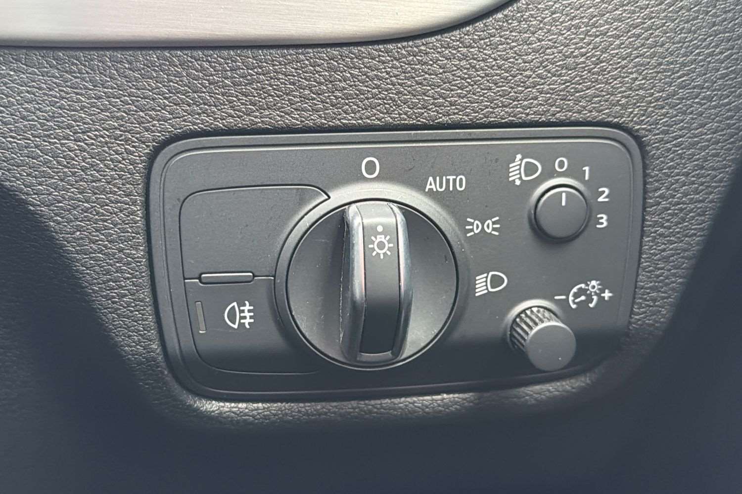 Used Audi Q2 2020 for sale - 77858351: Photo 34