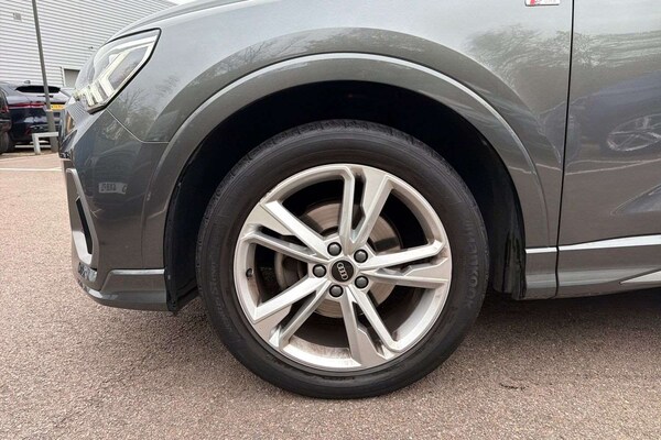 Used Audi Q3 2022 for sale - 76298418: Photo 9