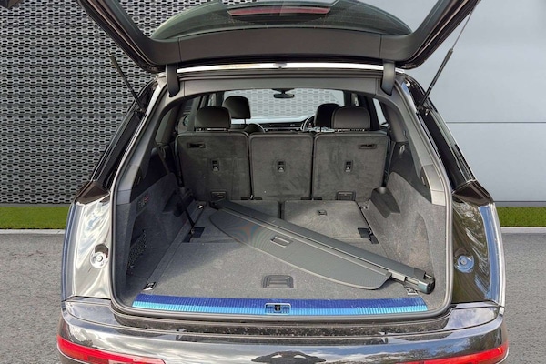 Used Audi Q7 2025 for sale - 76242604: Photo 13