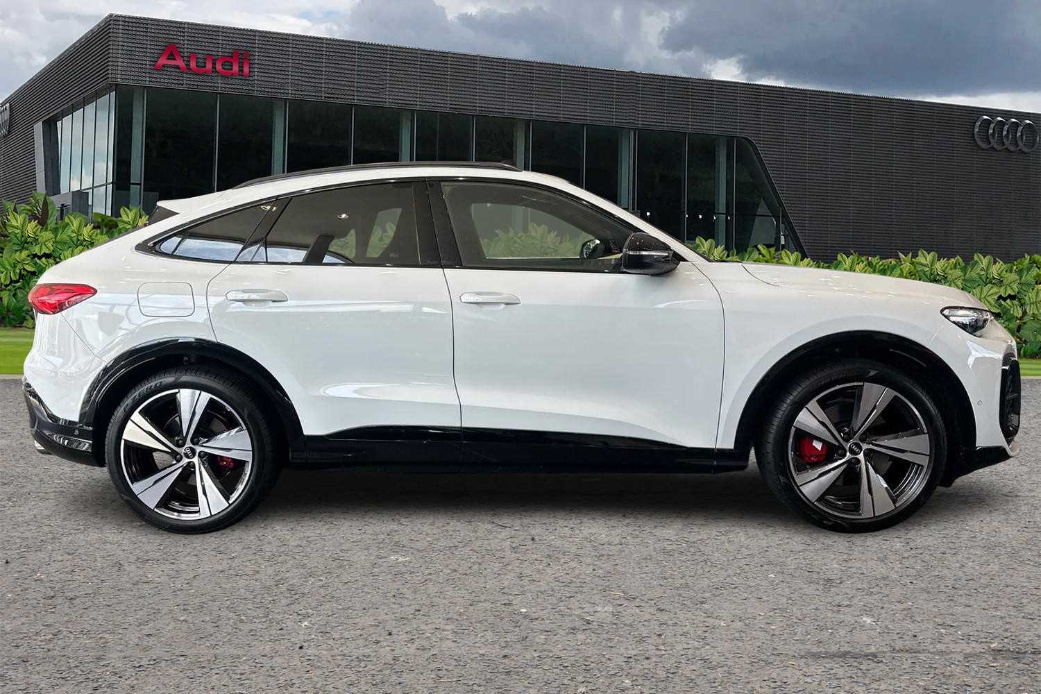 Used Audi Q5 2025 for sale - 76016142: Photo 4