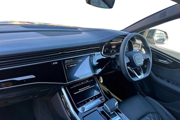 Used Audi Q8 2024 for sale - 74716485: Photo 2