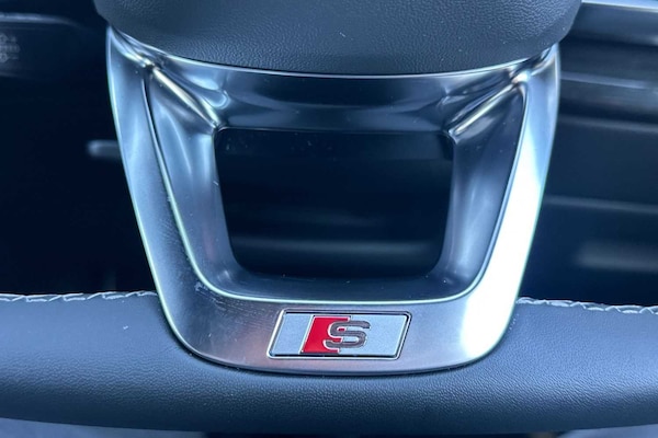 Used Audi Q8 2024 for sale - 74716485: Photo 31