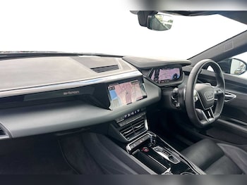 Used Audi RS e-tron GT 2022 for sale - 75555275: Photo