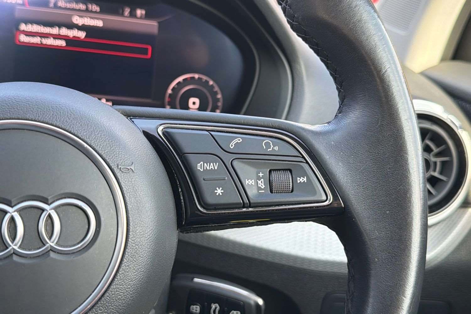Used Audi Q2 2022 for sale - 76141483: Photo 17