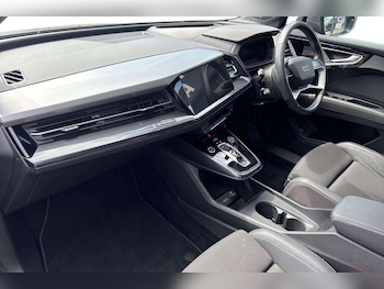 Used Audi Q4 e-tron 2023 for sale - 78967614: Photo
