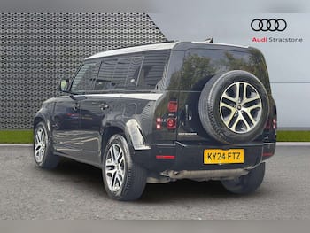 Used Land Rover Defender 2024 for sale - 79731127: Photo