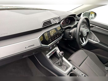 Used Audi Q3 2024 for sale - 76156222: Photo 2