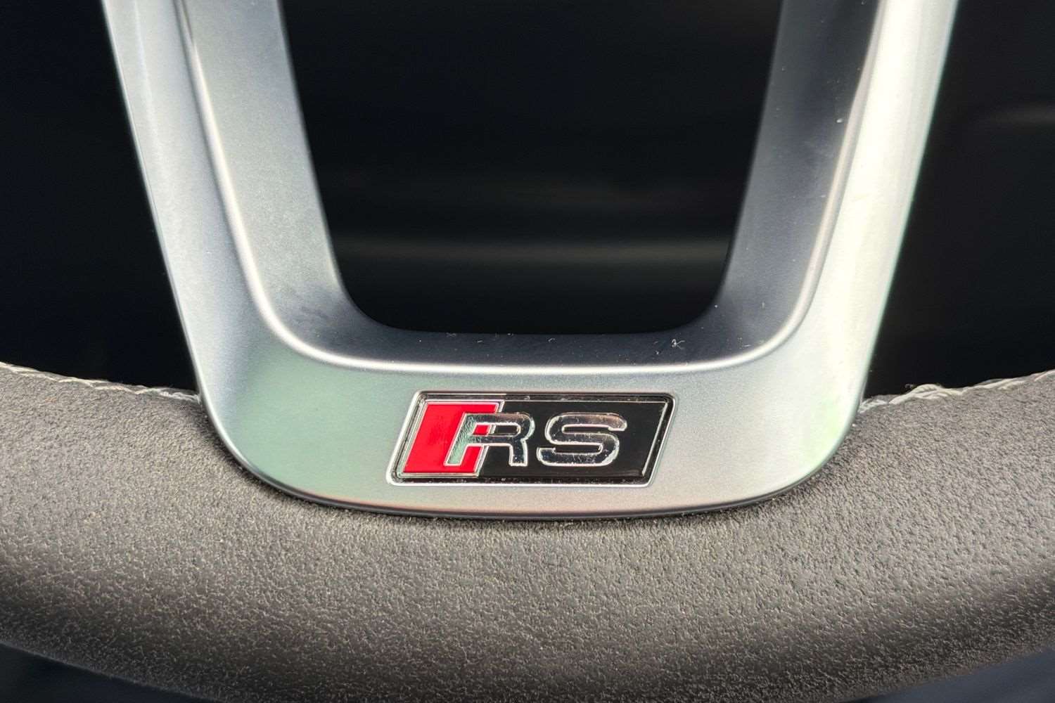 Used Audi RS Q8 2023 for sale - 76774145: Photo 32