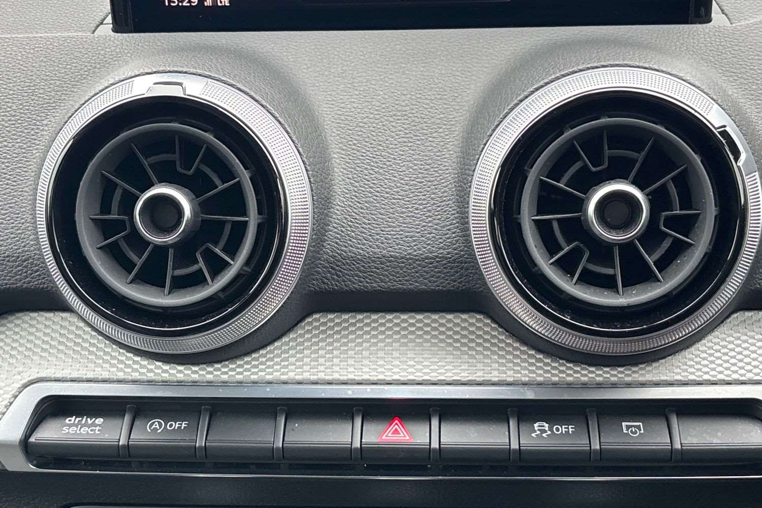 Used Audi Q2 2023 for sale - 77996136: Photo 30