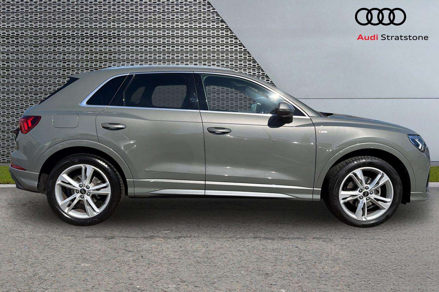 Used Audi Q3 2024 for sale - 78161520: Photo 4