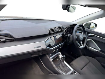 Used Audi Q3 2024 for sale - 78365288: Photo