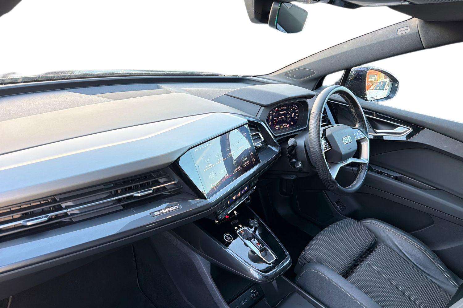 Used Audi Q4 e-tron 2023 for sale - 77134890: Photo 2