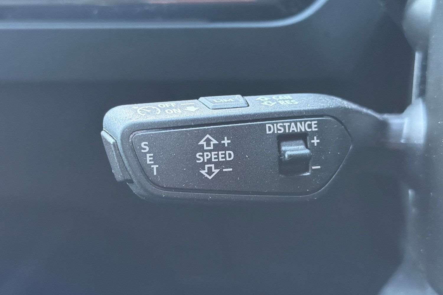 Used Audi Q4 e-tron 2023 for sale - 77134890: Photo 33