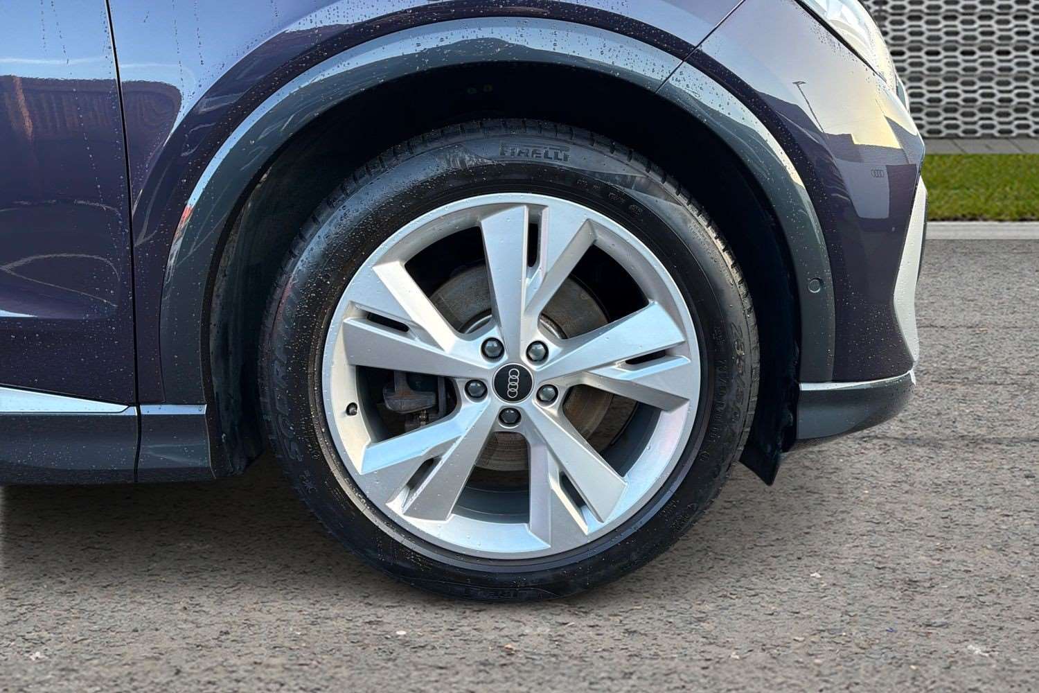 Used Audi Q4 e-tron 2023 for sale - 77134890: Photo 5