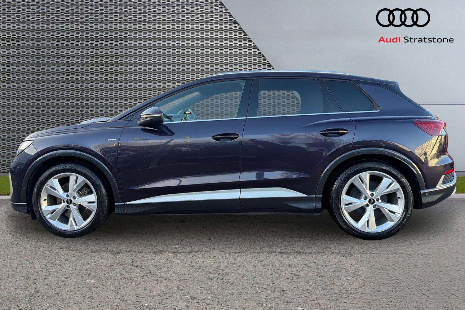 Used Audi Q4 e-tron 2023 for sale - 77134890: Photo 8