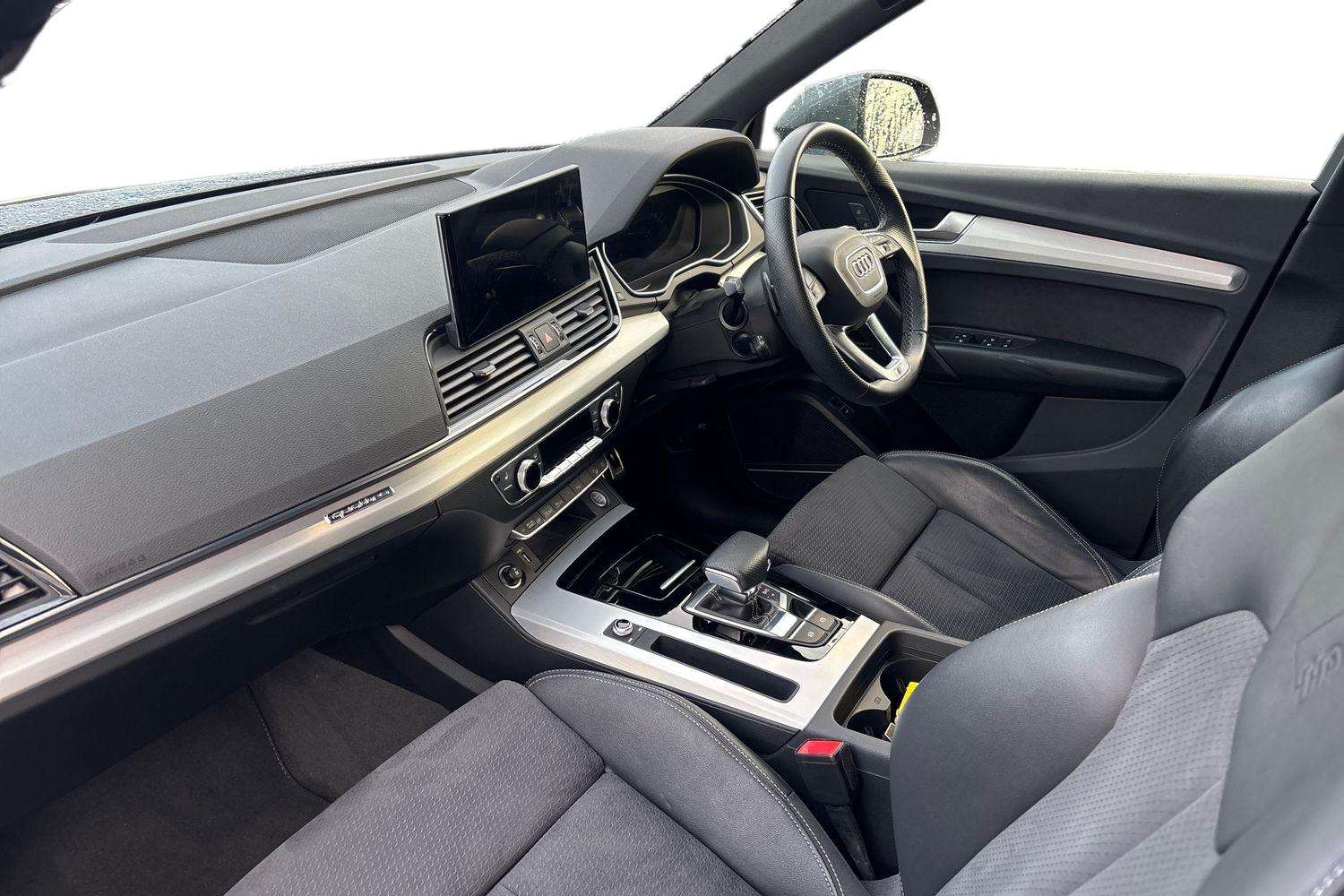 Used Audi Q5 2021 for sale - 77232985: Photo 2