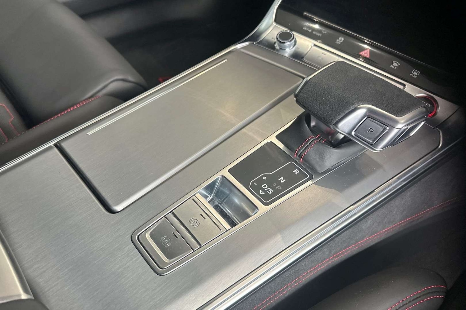 Used Audi RS6 2025 for sale - 76955289: Photo 15