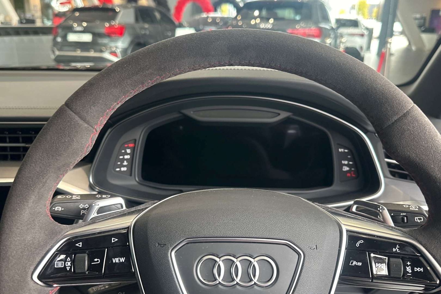 Used Audi RS6 2025 for sale - 76955289: Photo 18
