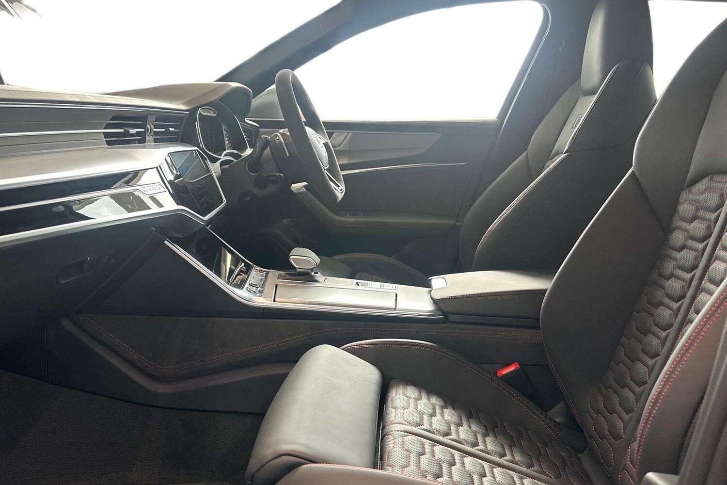 Used Audi RS6 2025 for sale - 76955289: Photo 21