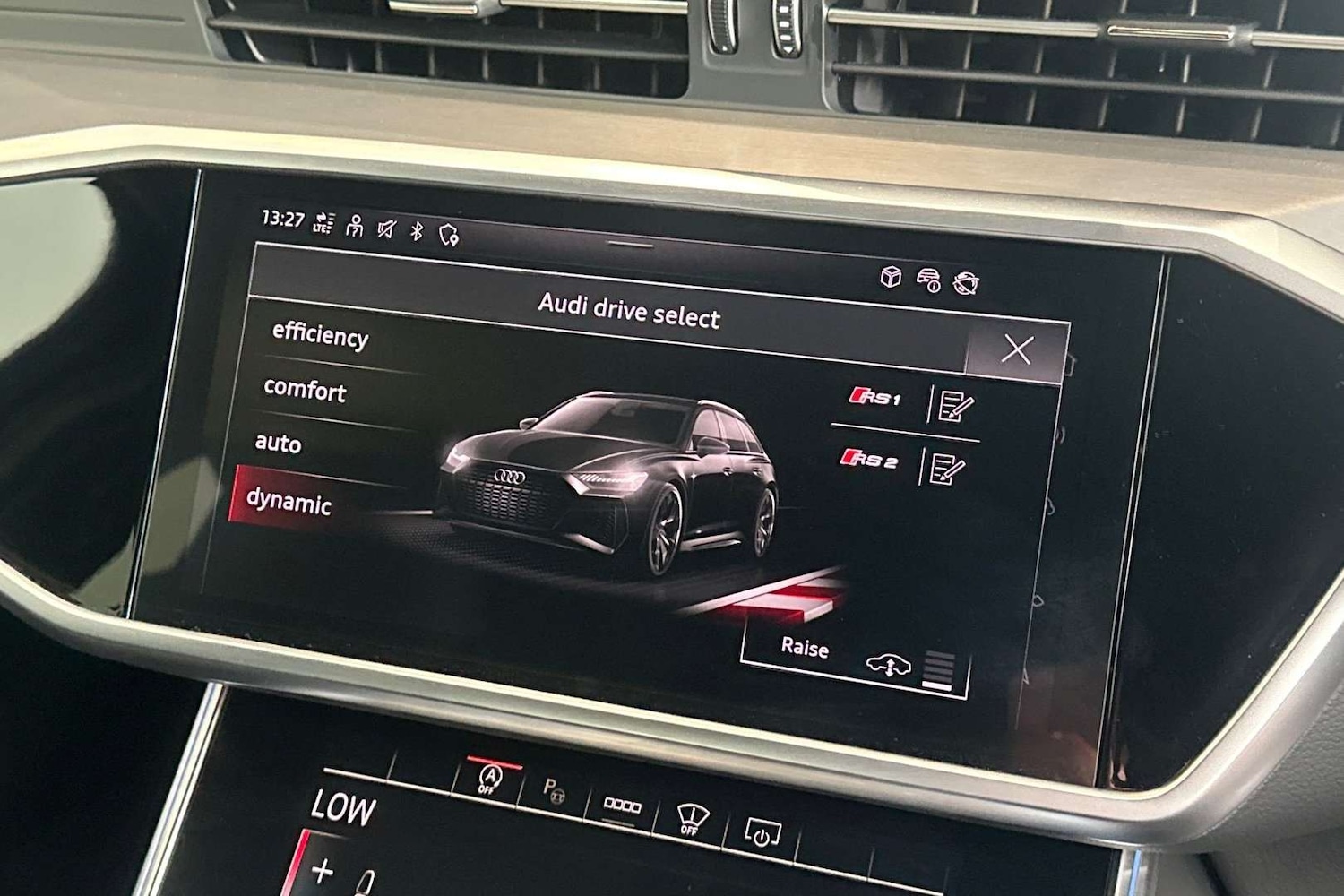 Used Audi RS6 2025 for sale - 76955289: Photo 29