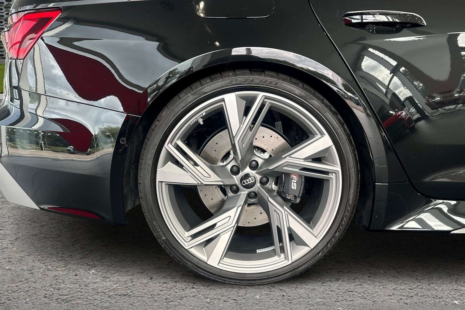 Used Audi RS6 2025 for sale - 76955289: Photo 9