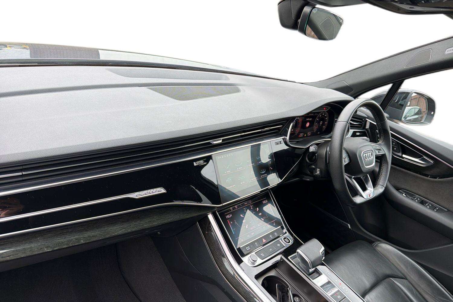 Used Audi Q7 2021 for sale - 78010540: Photo 2