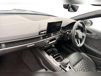 Used Audi RS4 2023 for sale - 78651229: Photo