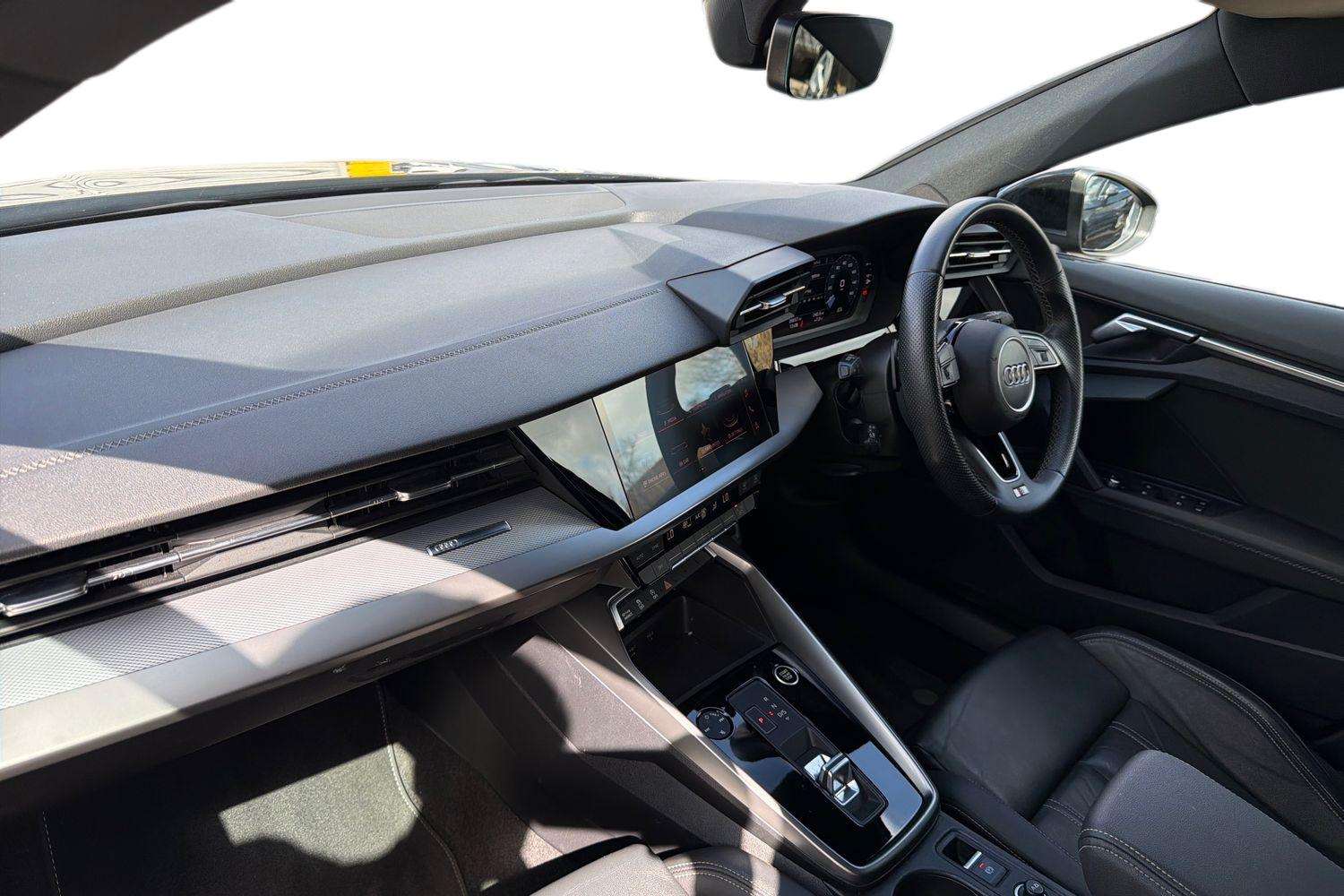 Used Audi A3 2023 for sale - 78118561: Photo 2