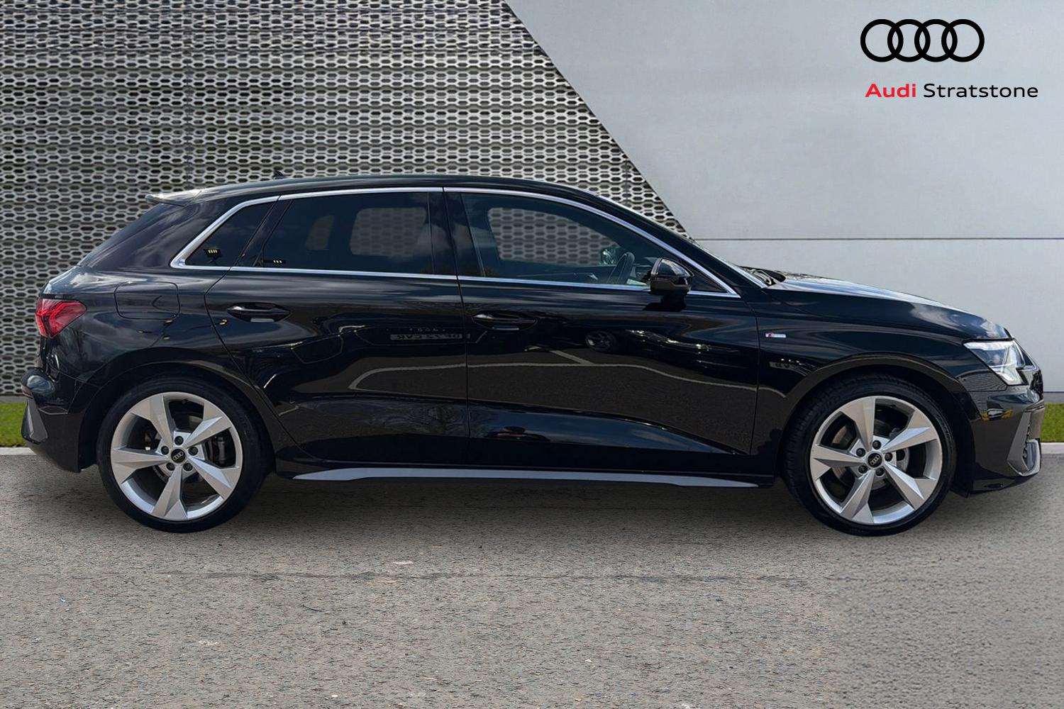 Used Audi A3 2023 for sale - 78118561: Photo 4