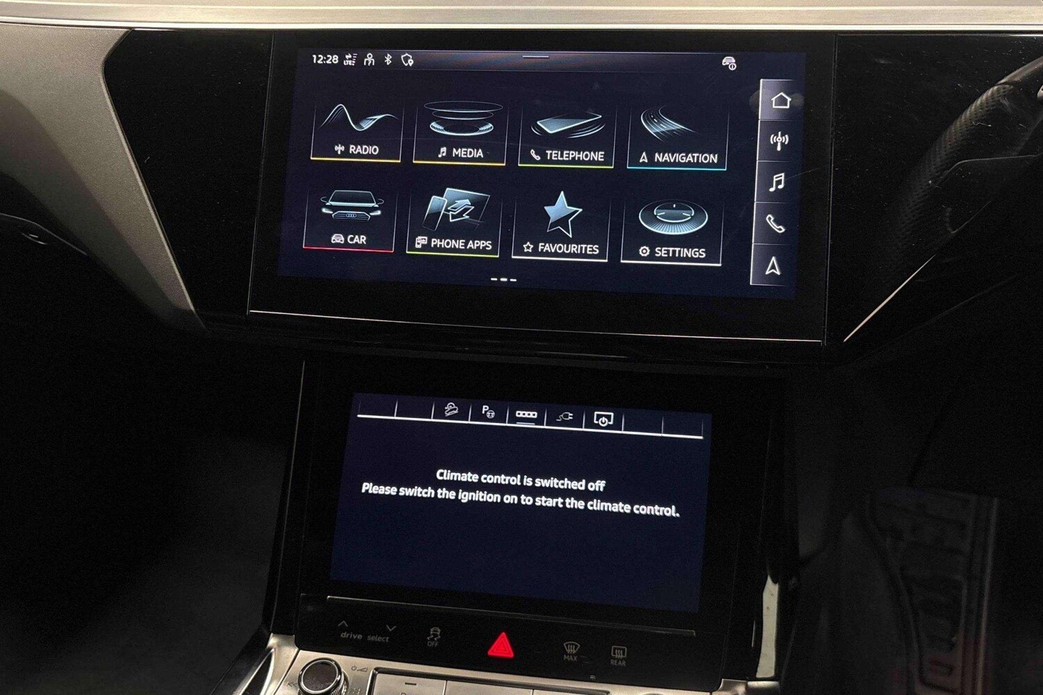 Used Audi e-tron 2022 for sale - 77772232: Photo 8