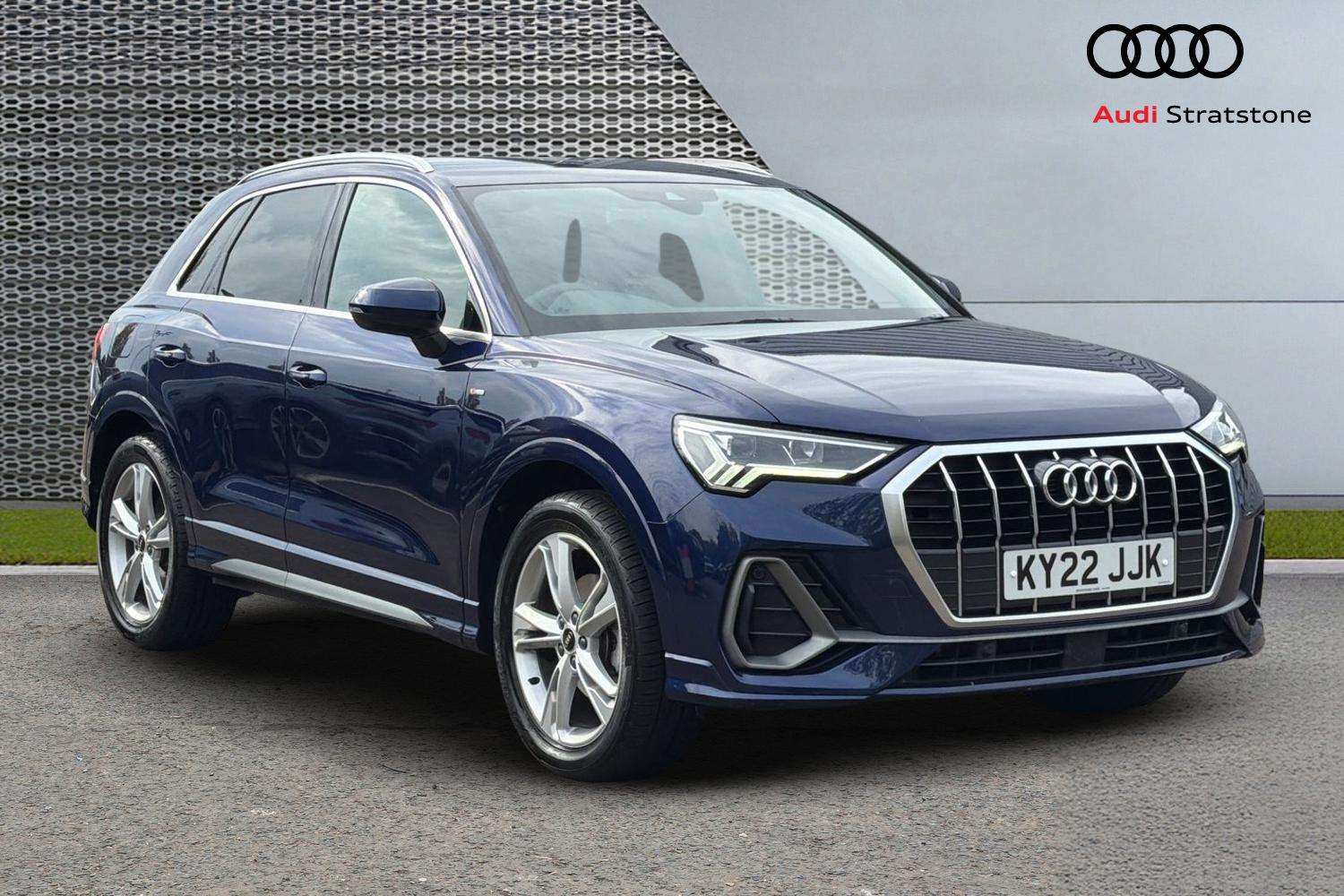 Used Audi Q3 2022 for sale - 76156357: Photo 1