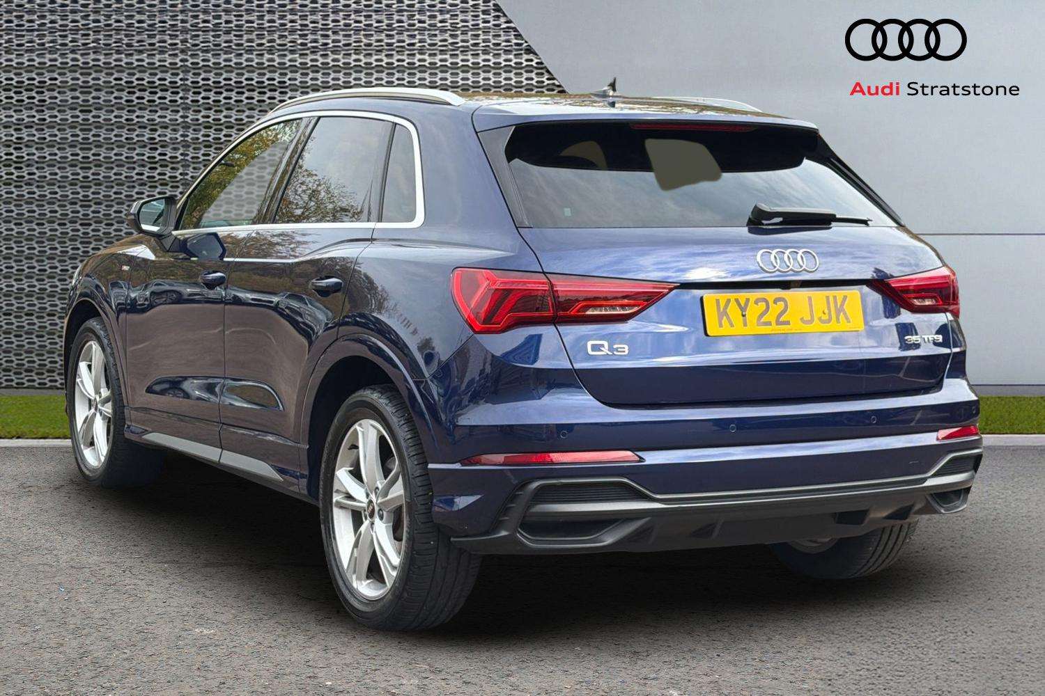 Used Audi Q3 2022 for sale - 76156357: Photo 3