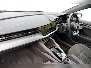 Used Audi A3 2021 for sale - 76156253: Photo 2