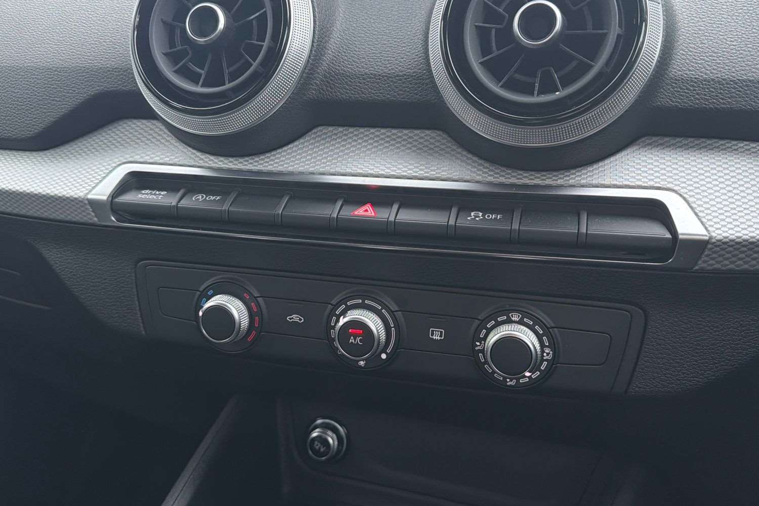 Used Audi Q2 2025 for sale - 76421153: Photo 28