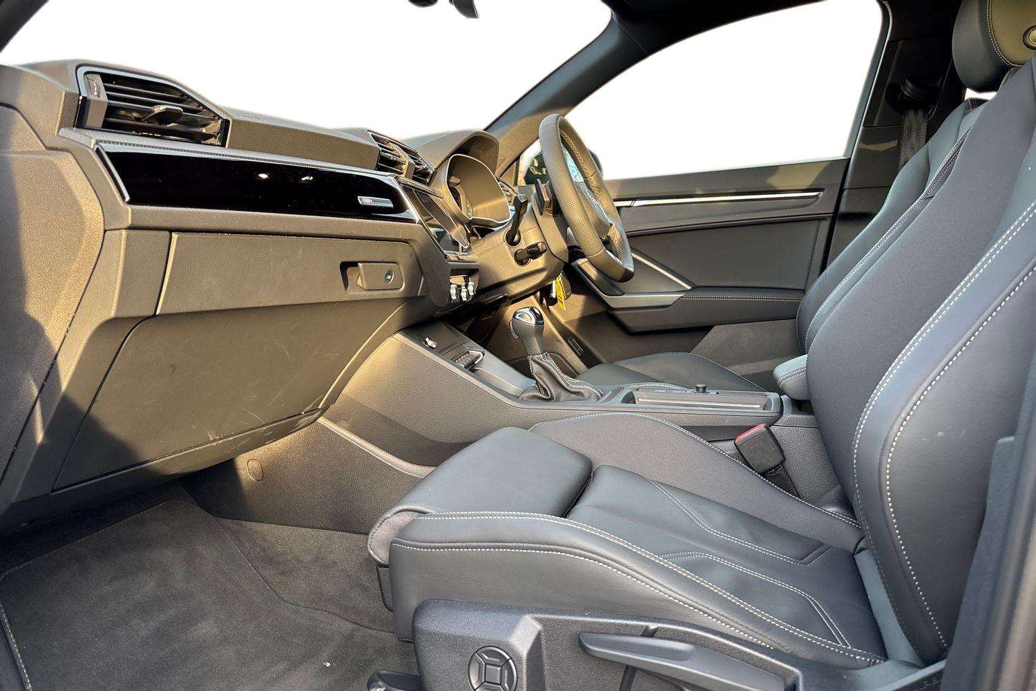 Used Audi Q3 2025 for sale - 76718042: Photo 2