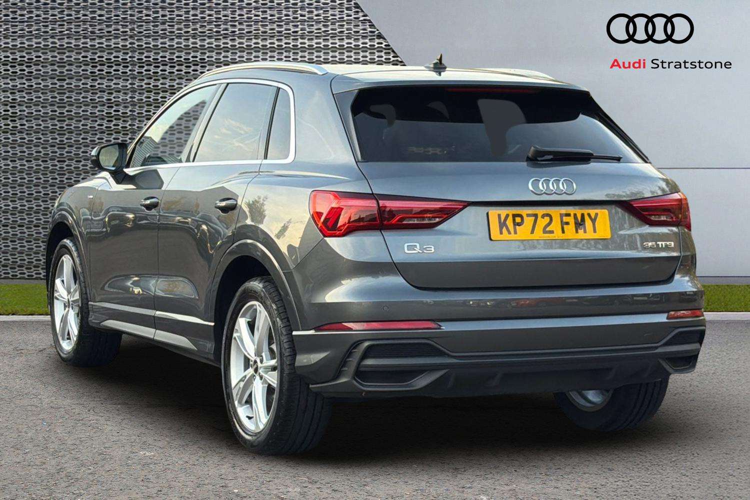Used Audi Q3 2022 for sale - 76141628: Photo 3