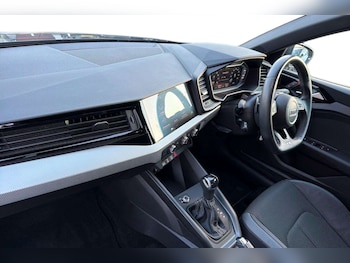 Used Audi A1 2021 for sale - 76804910: Photo