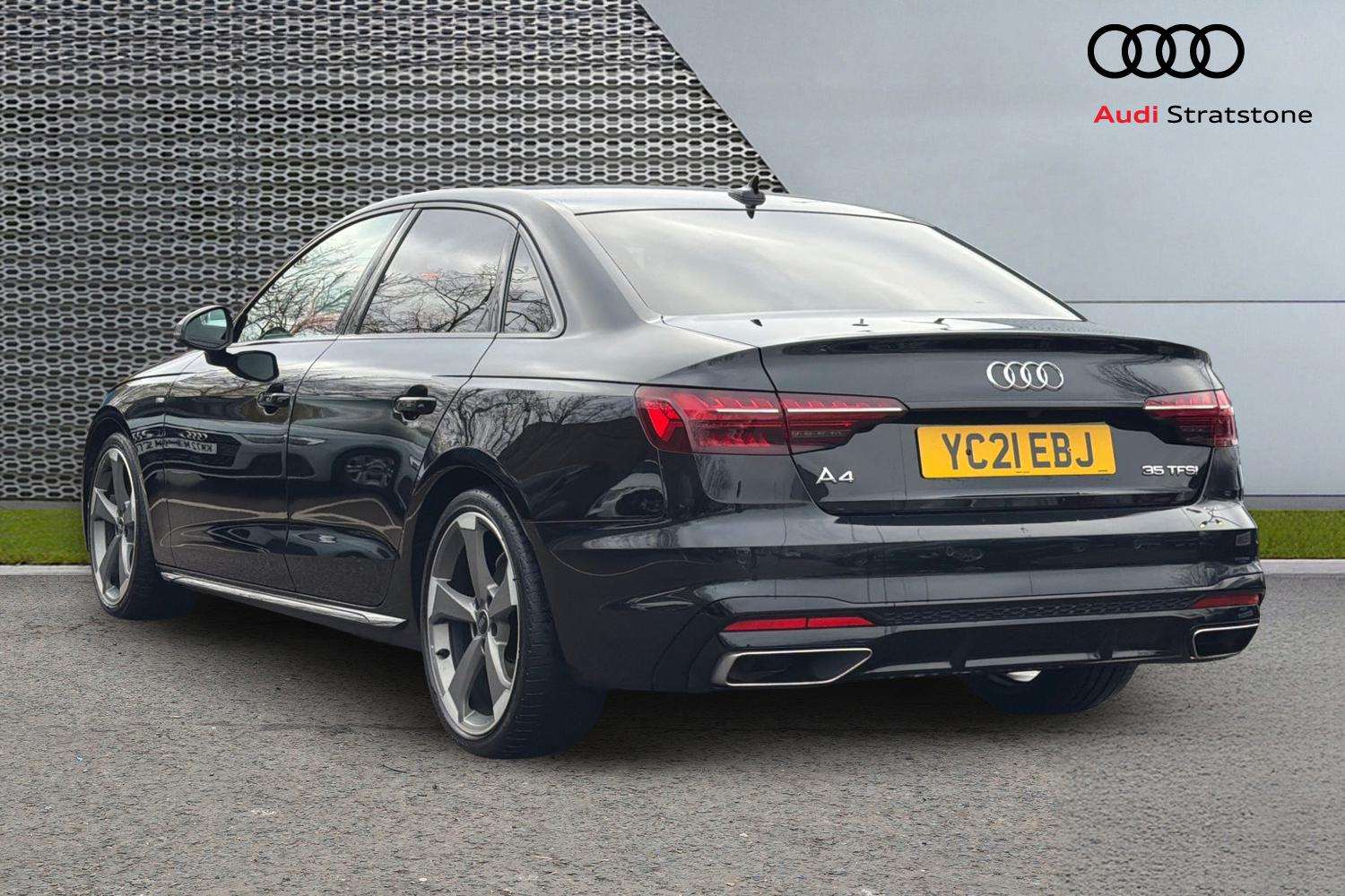 Used Audi A4 2021 for sale - 77219583: Photo 3