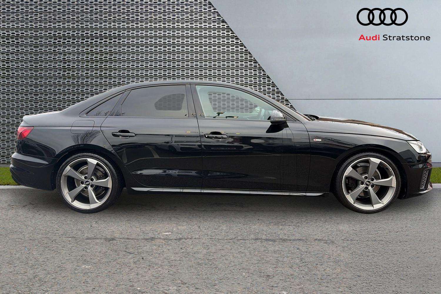 Used Audi A4 2021 for sale - 77219583: Photo 4