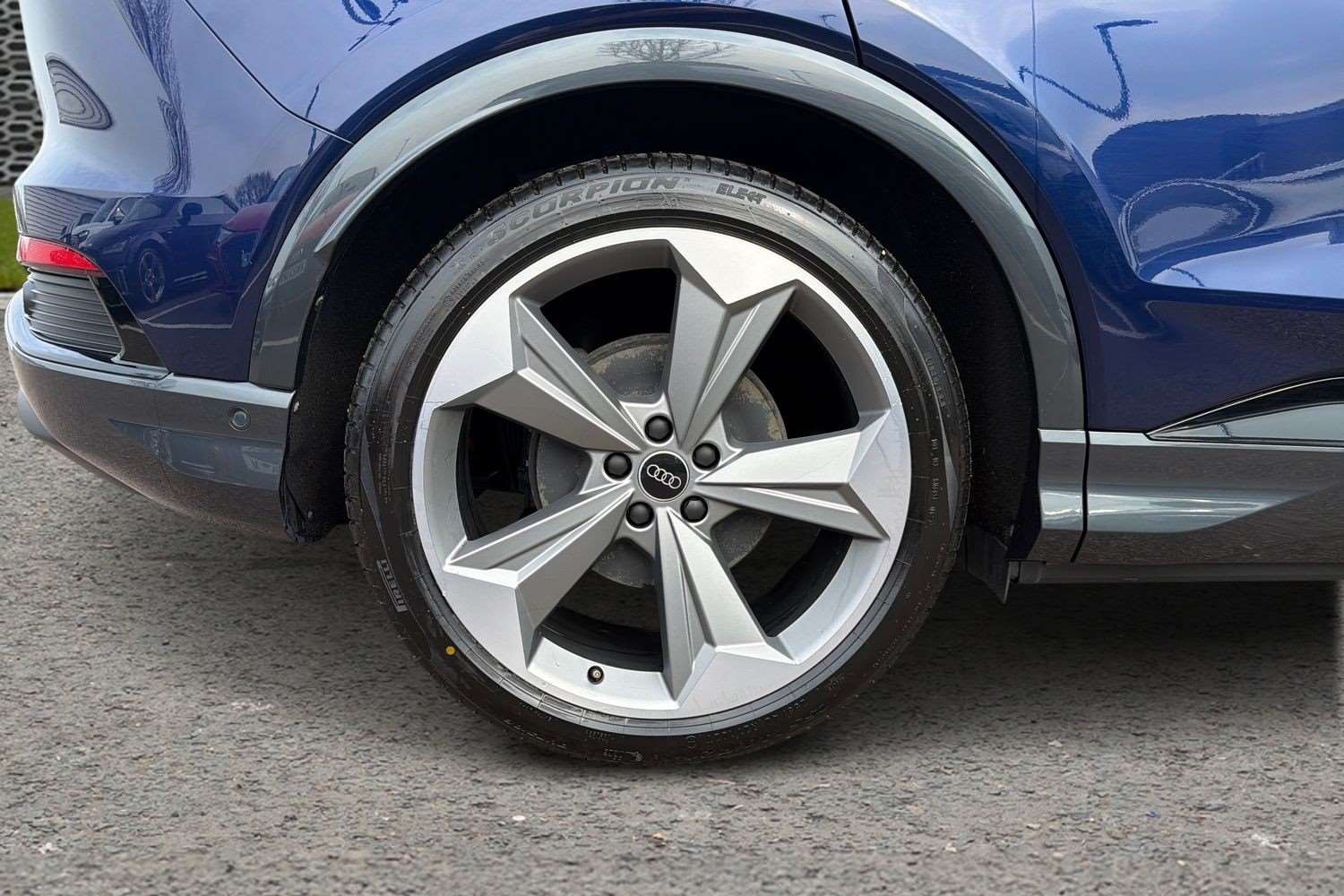 Used Audi Q4 e-tron 2024 for sale - 77996013: Photo 11