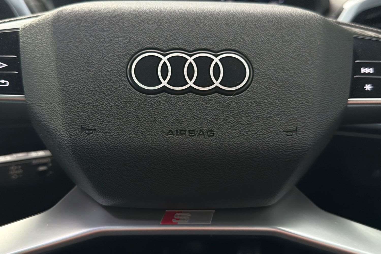 Used Audi Q4 e-tron 2024 for sale - 77996013: Photo 32