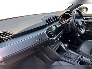 Used Audi Q3 2020 for sale - 79271014: Photo