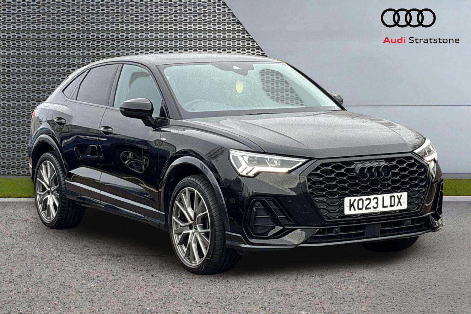 Used Audi Q3 2023 for sale - 76515690: Photo 1