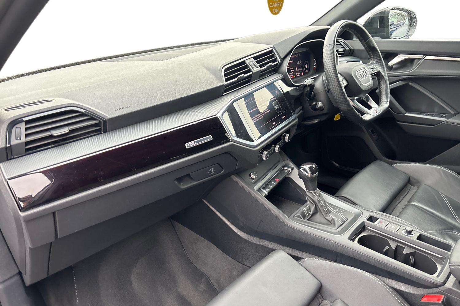 Used Audi Q3 2023 for sale - 76515690: Photo 2