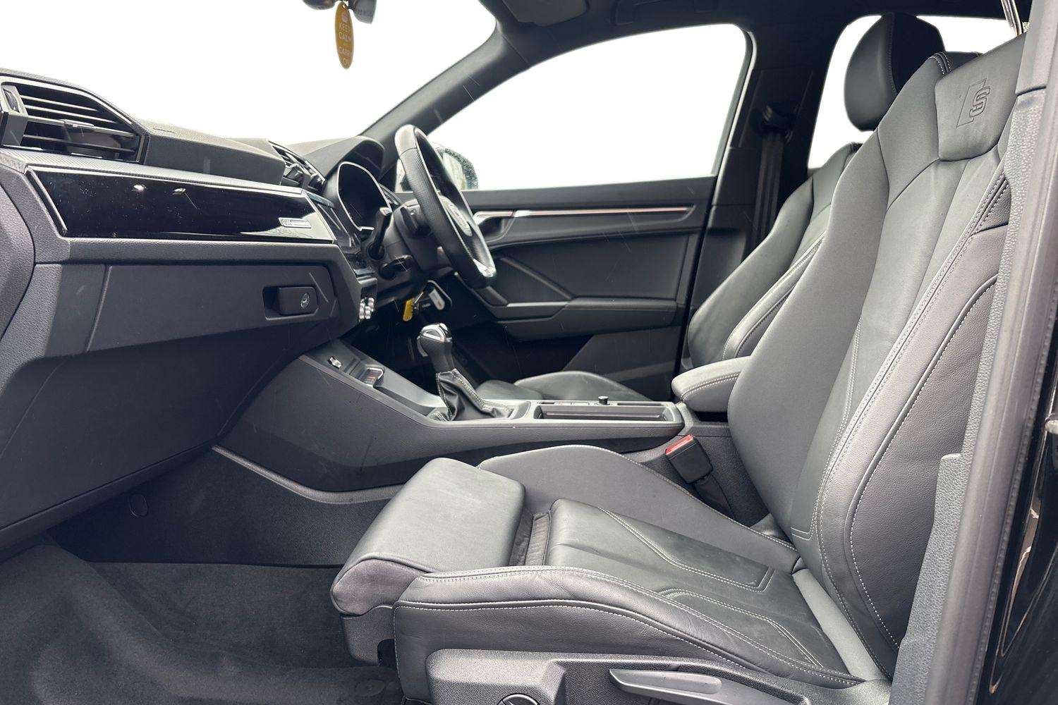 Used Audi Q3 2023 for sale - 76515690: Photo 21