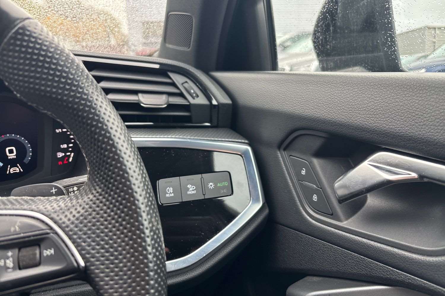 Used Audi Q3 2023 for sale - 76515690: Photo 29