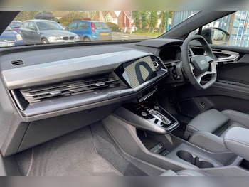 Used Audi Q4 e-tron 2024 for sale - 75968050: Photo