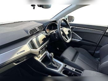 Used Audi Q3 2020 for sale - 75903570: Photo