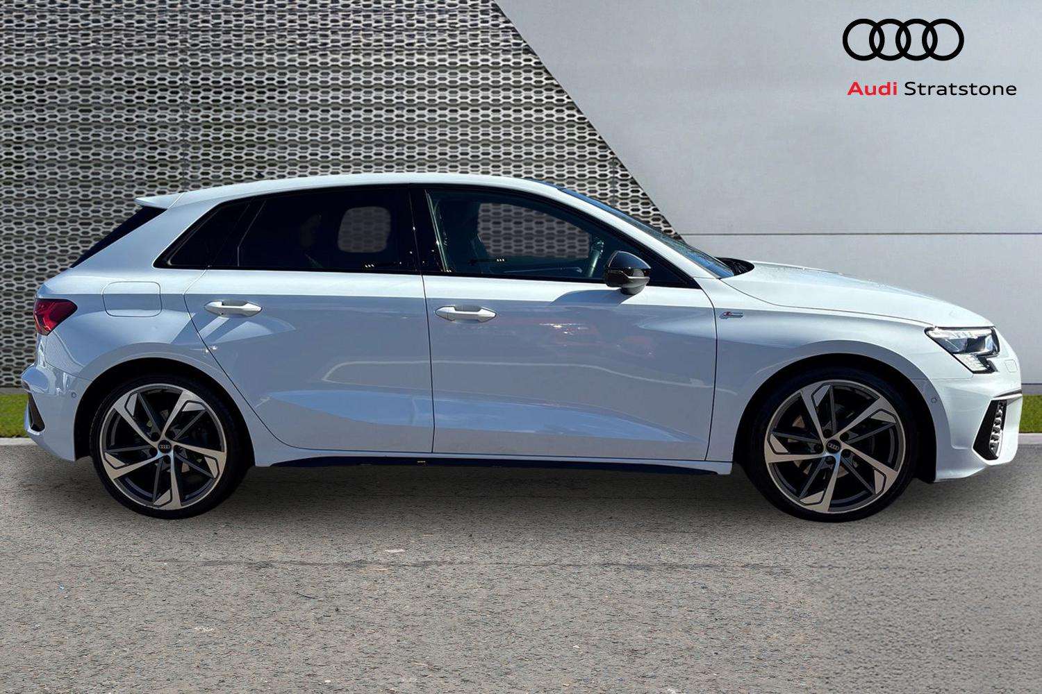 Used Audi A3 2024 for sale - 78037661: Photo 4